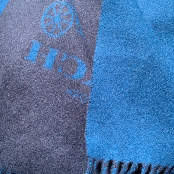 ♥️♥️♥️ Coach Signature Cashmere Scarf ♥️♥️♥️ - Picture 8 of 8